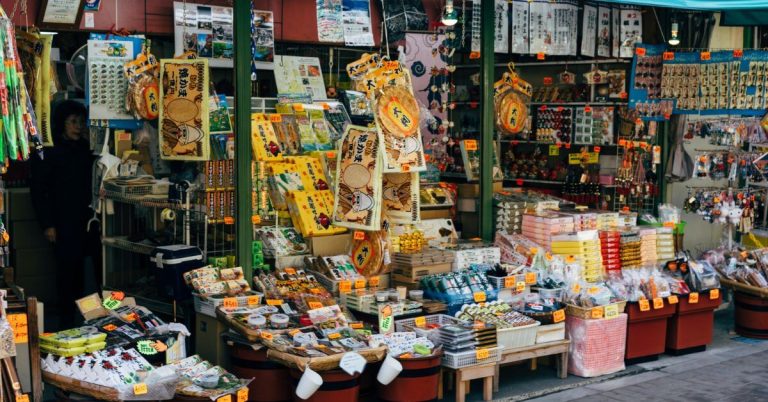 Souvenir Hunting in Abuja